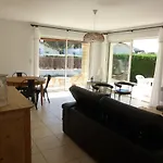 Holiday home 200 Metres De La Deux 5 Couchages *