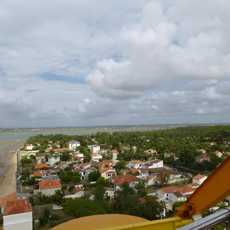 200 Metres De La Deux 5 Couchages Сasa de vacaciones *